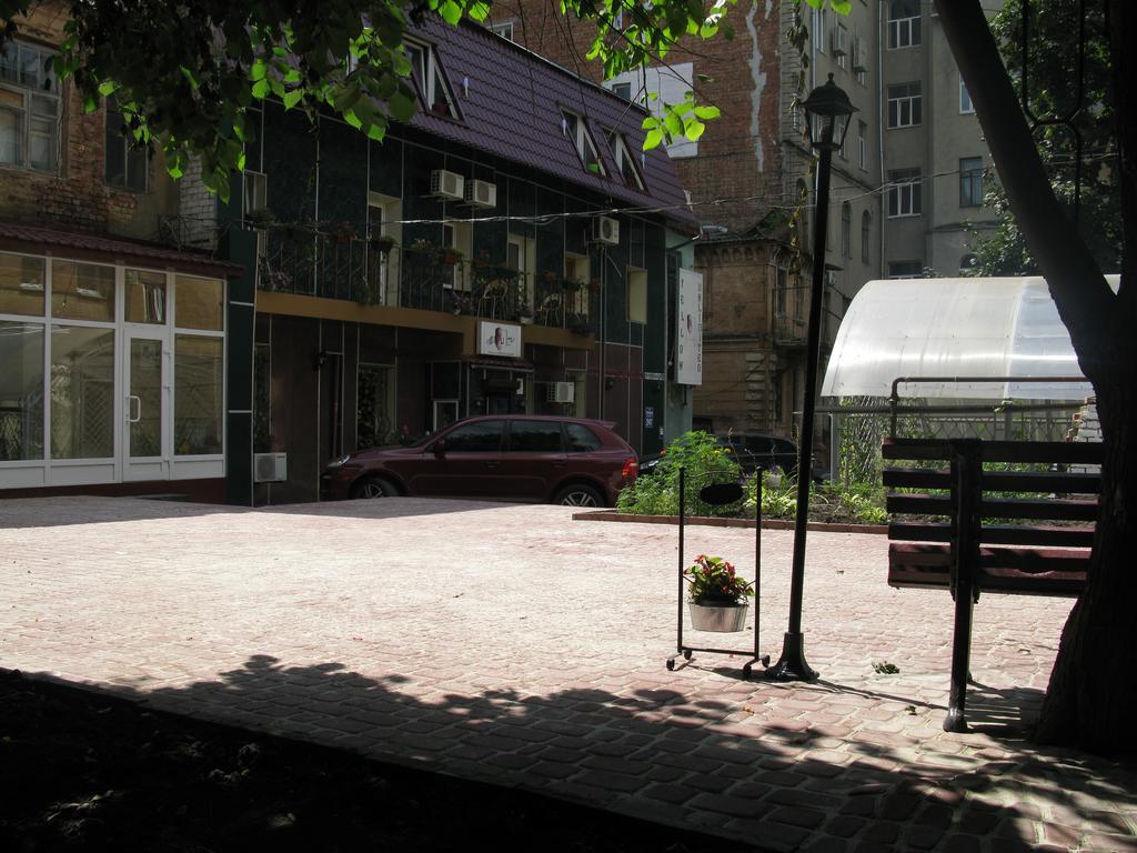 Yellow Unlimited Hotel 4 Harkiv Dış mekan fotoğraf
